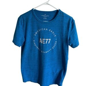 American Eagle Blue Graphic Tee size small